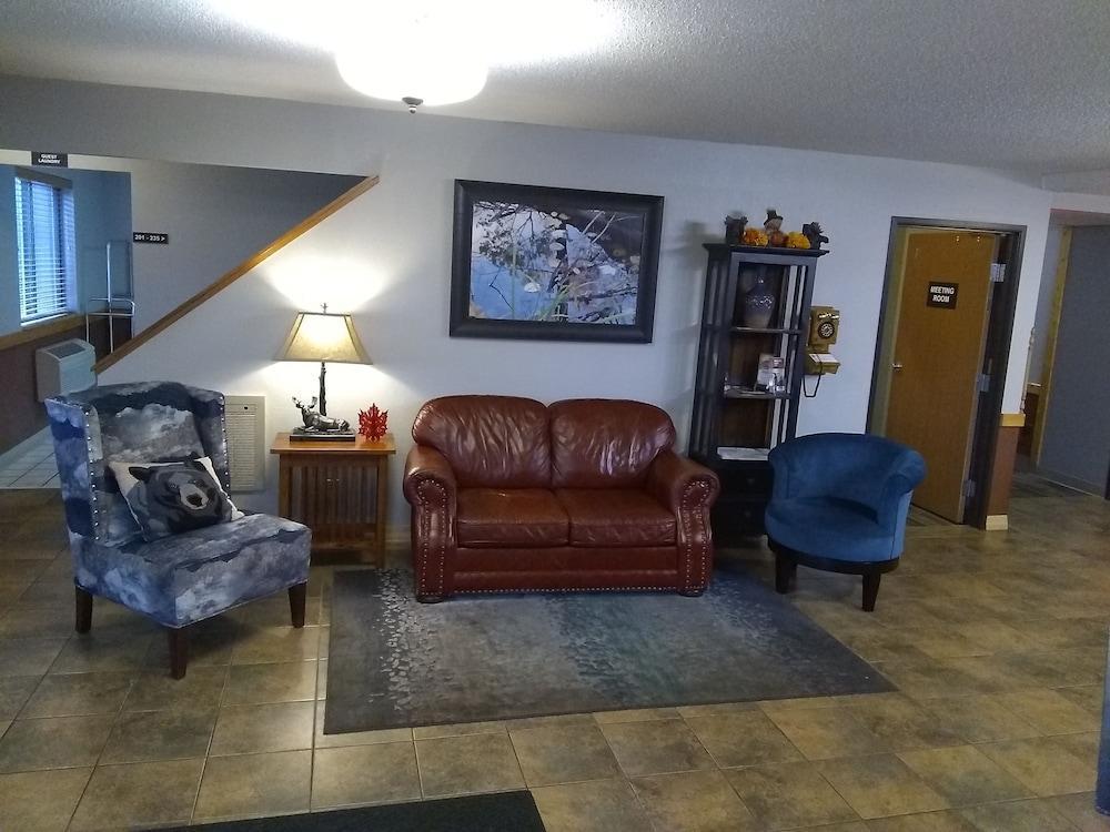 Отель Super 8 By Wyndham Baxter/Brainerd Area Экстерьер фото