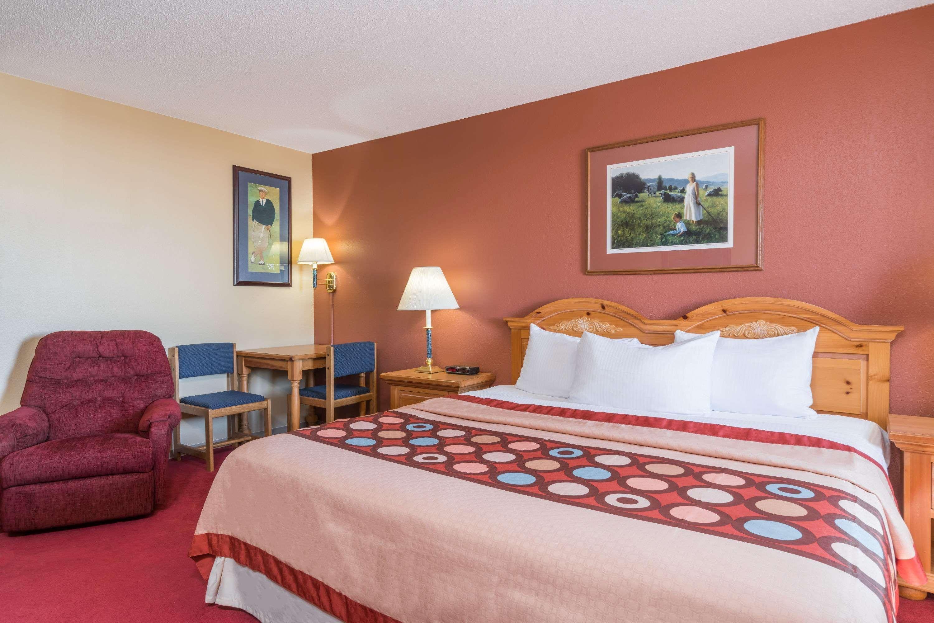 Отель Super 8 By Wyndham Baxter/Brainerd Area Экстерьер фото