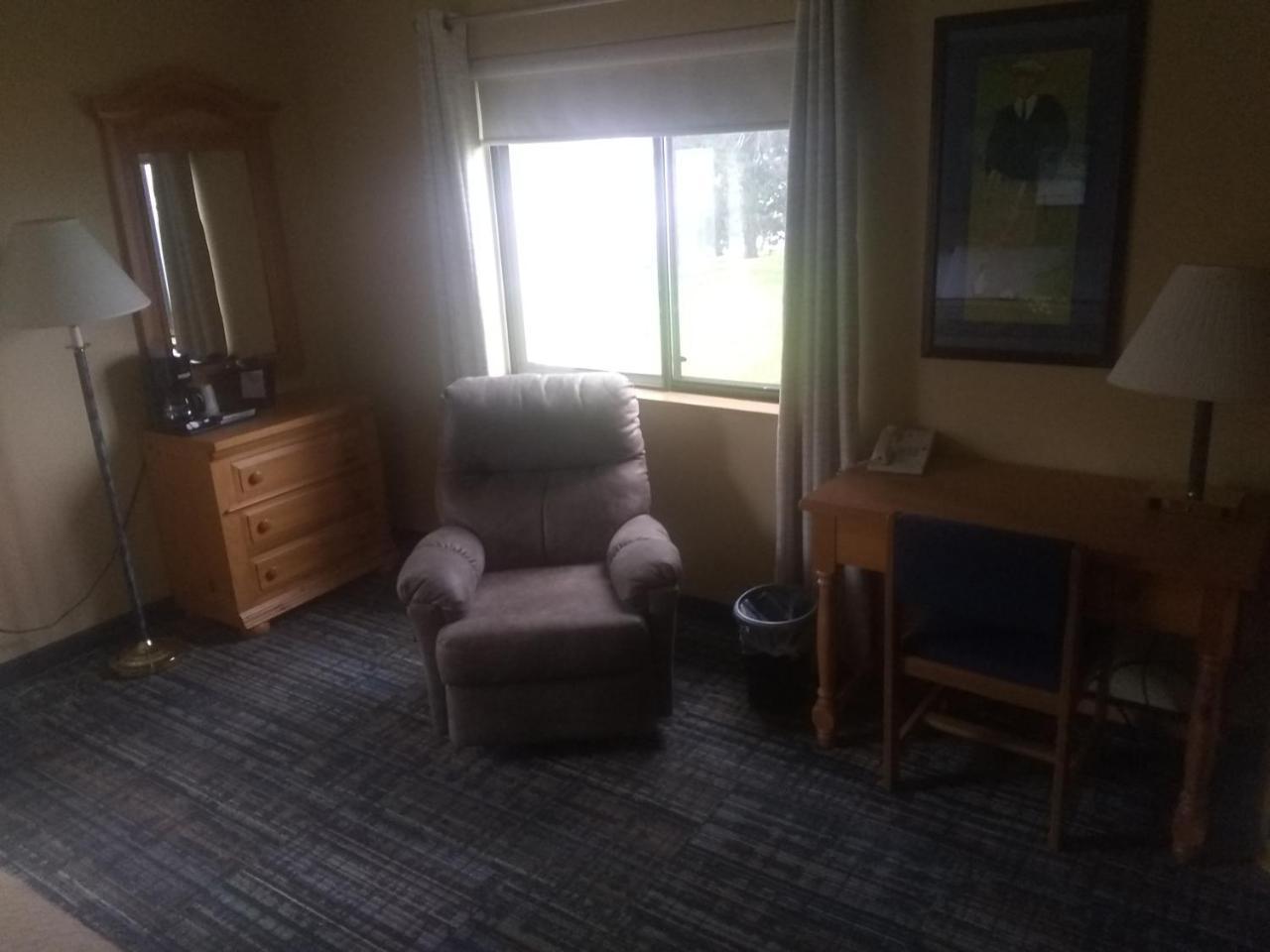 Отель Super 8 By Wyndham Baxter/Brainerd Area Экстерьер фото